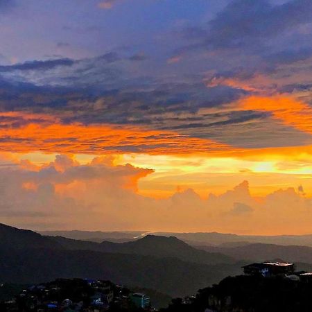 Vacation House In Baguio With Amazing Sunset Views Багио Экстерьер фото